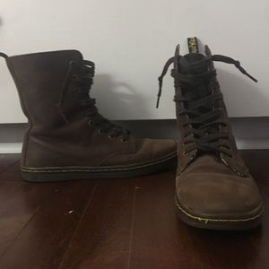 Shoreditch Leather Doc Martens